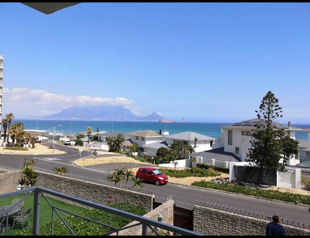 3 BEDROOM PROPERTY TO RENT IN BLOUBERG BEACHFRONT